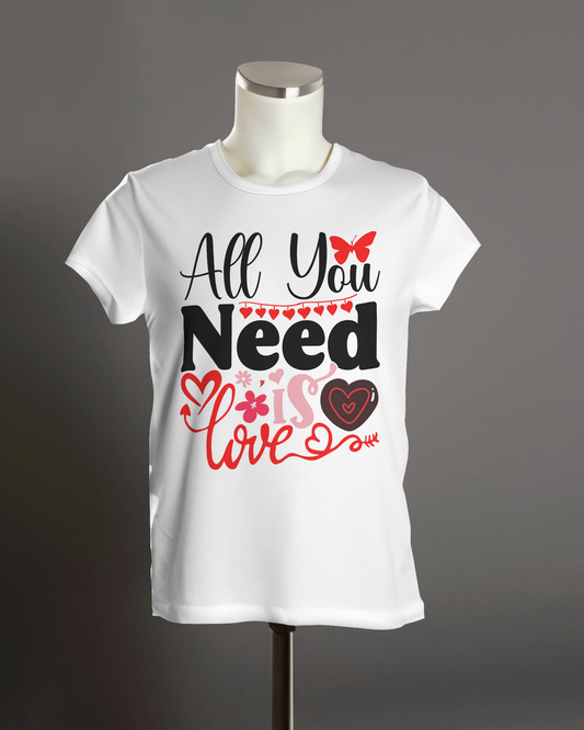 "All you need is Love" T-Shirt.